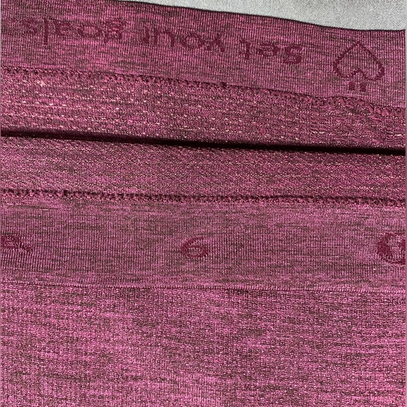 Lululemon Women's 6 Wine Sleeveless Top Racerback Activewear Stretch Gym Ladies - Picture 9 of 9